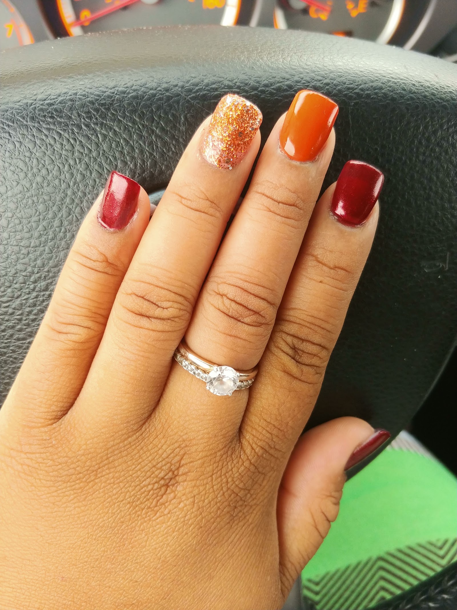 Polished Nail Lounge nail photo 3